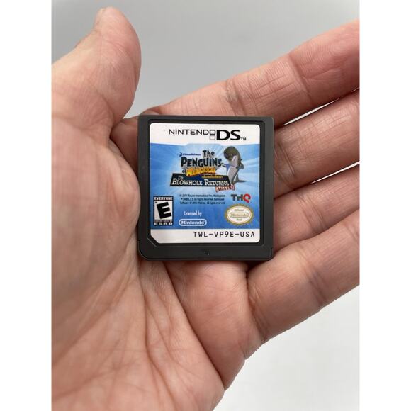 The Penguins of Madagascar: Dr. Blowhole Returns Again (Nintendo DS) Tested! - Picture 1 of 3